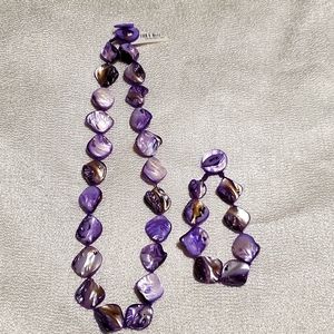 Mother Of Pearl Purple Necklace and Bracelet Set NWT